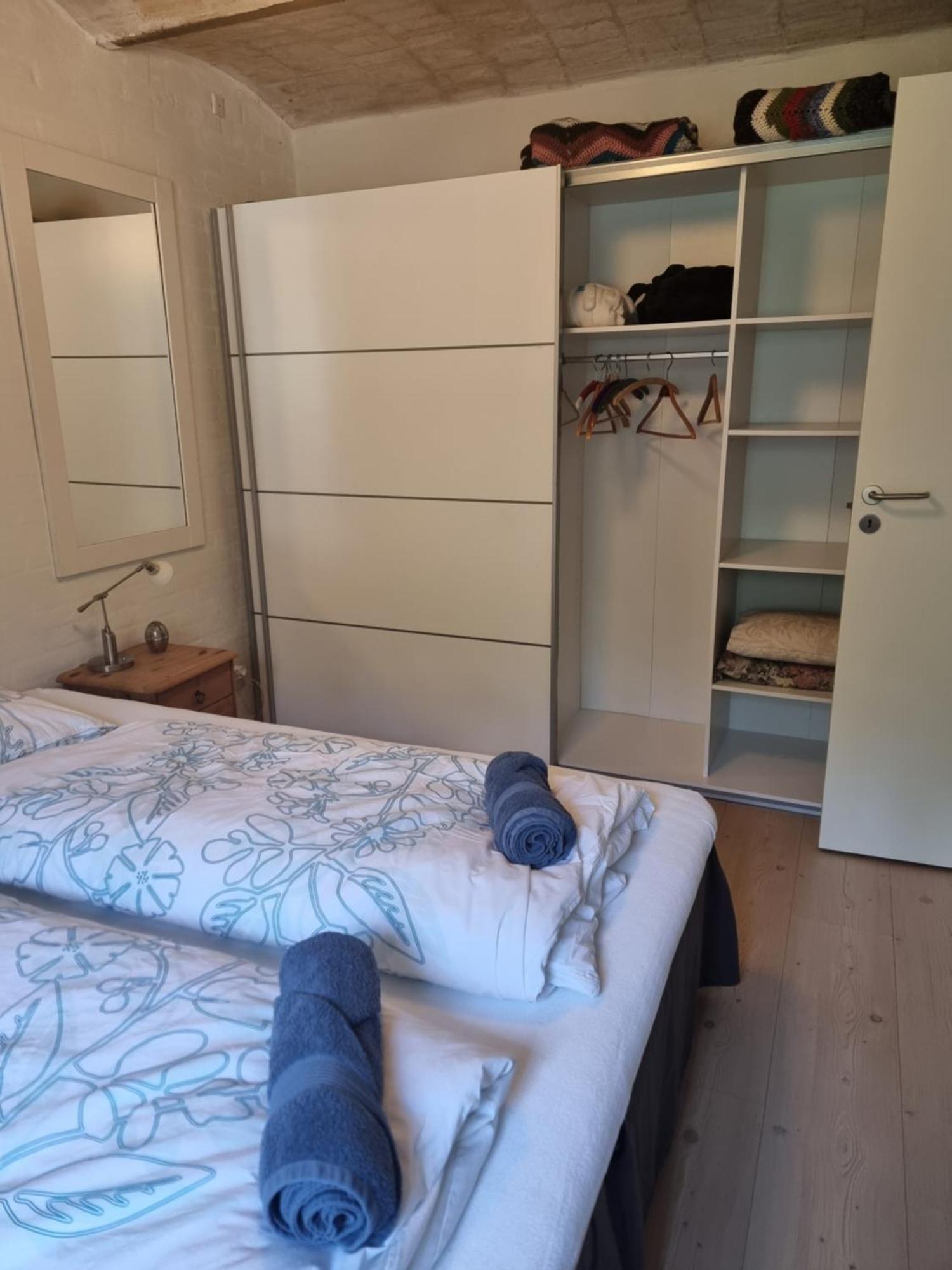 Under Regnbuen, Dit Fristed Pa Haervejen Them Dış mekan fotoğraf